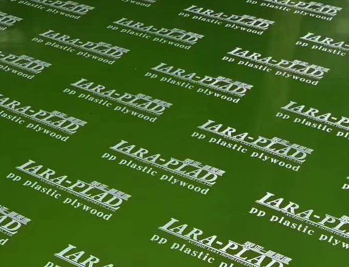 塑面模板-鋼化膜